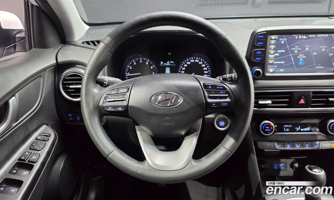 Hyundai Kona фото 13