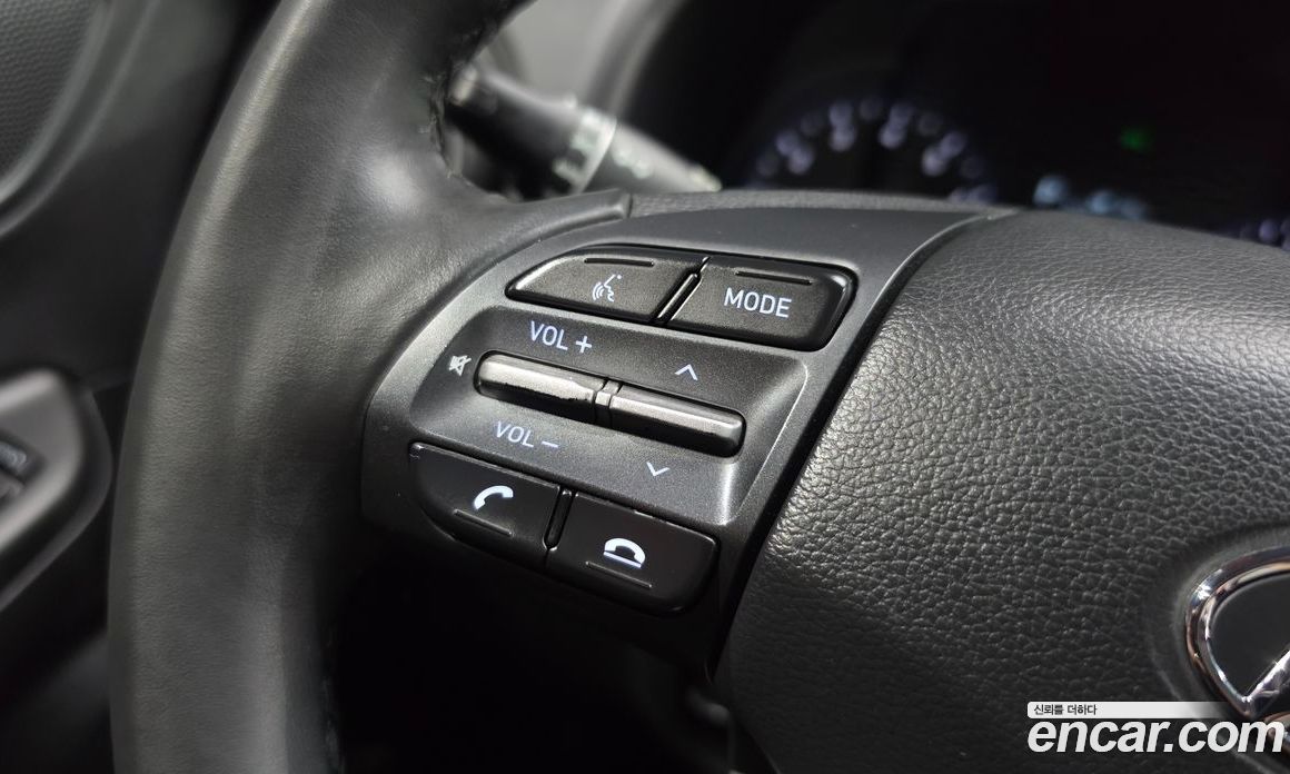 Hyundai Kona фото 16