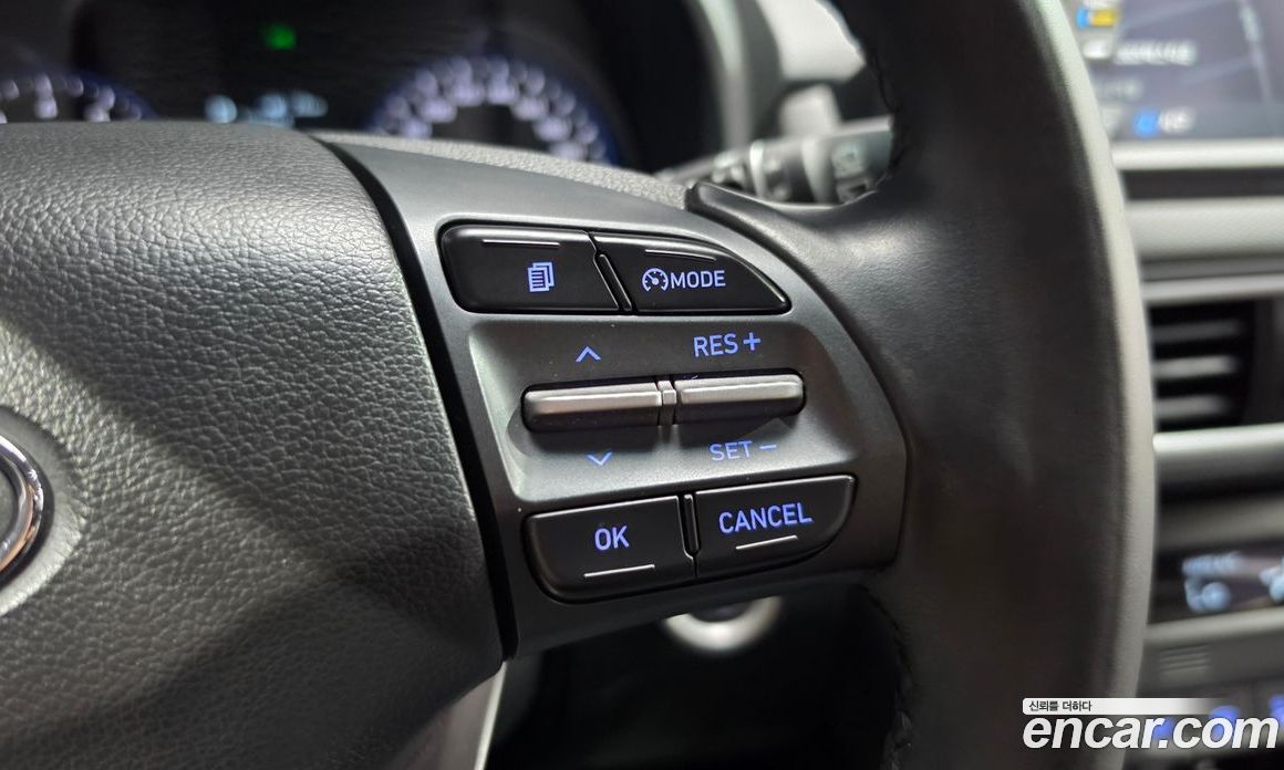Hyundai Kona фото 17