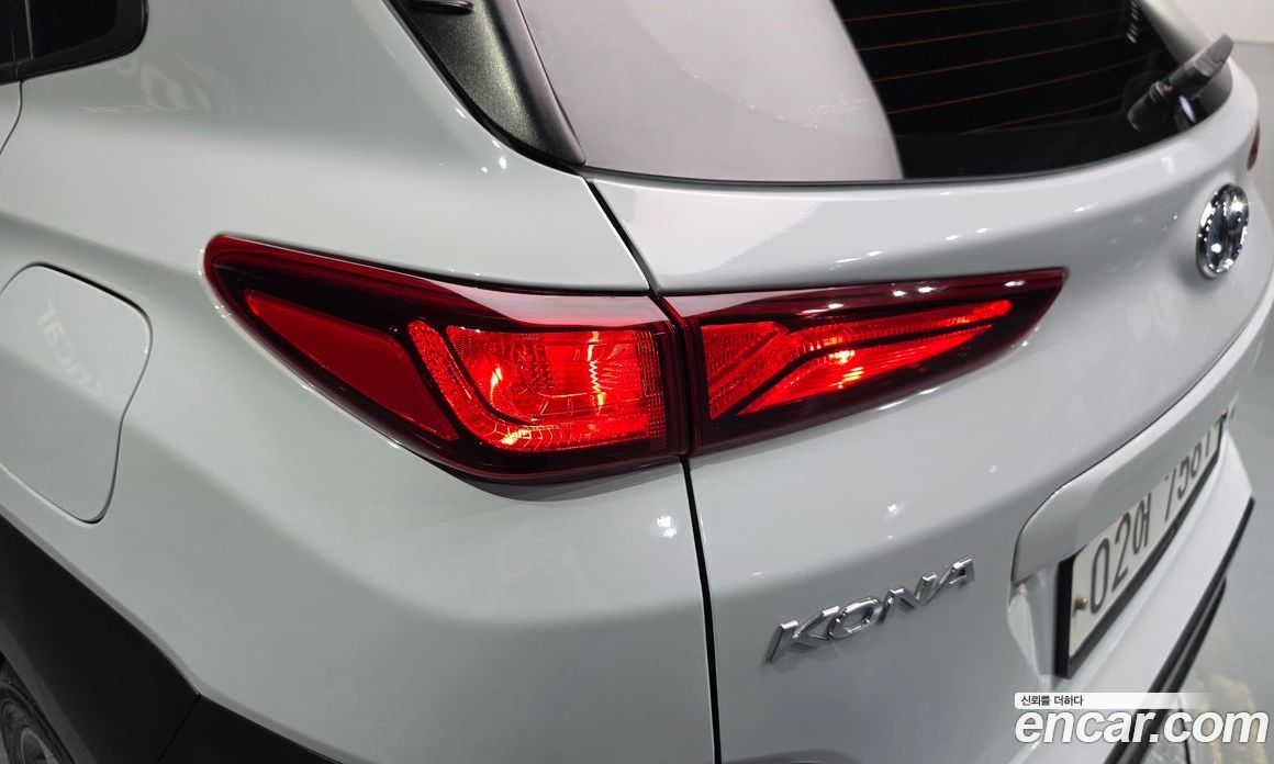 Hyundai Kona фото 23