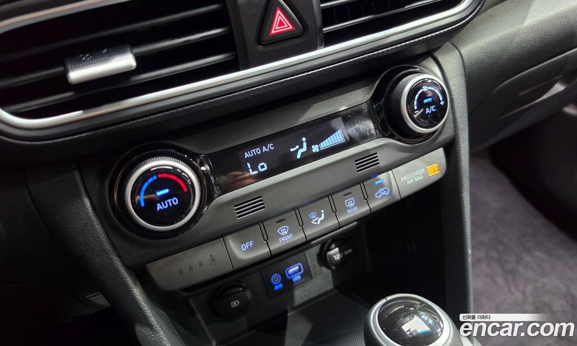 Hyundai Kona фото 29