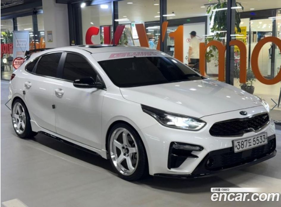 Kia K3 2nd Gen фото 2
