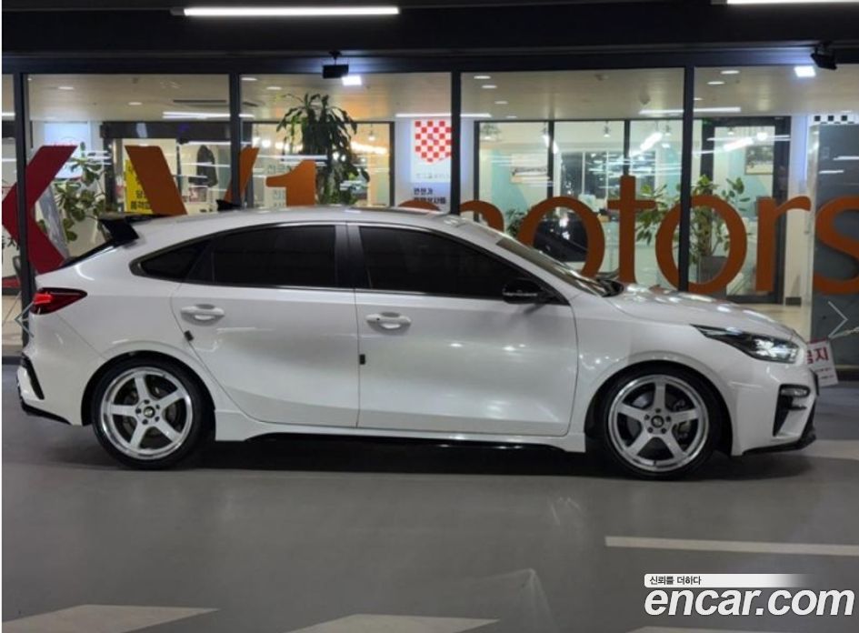 Kia K3 2nd Gen фото 3