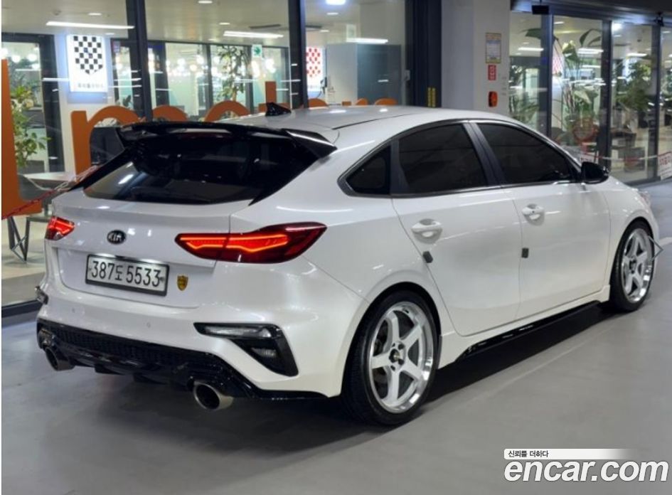 Kia K3 2nd Gen фото 4