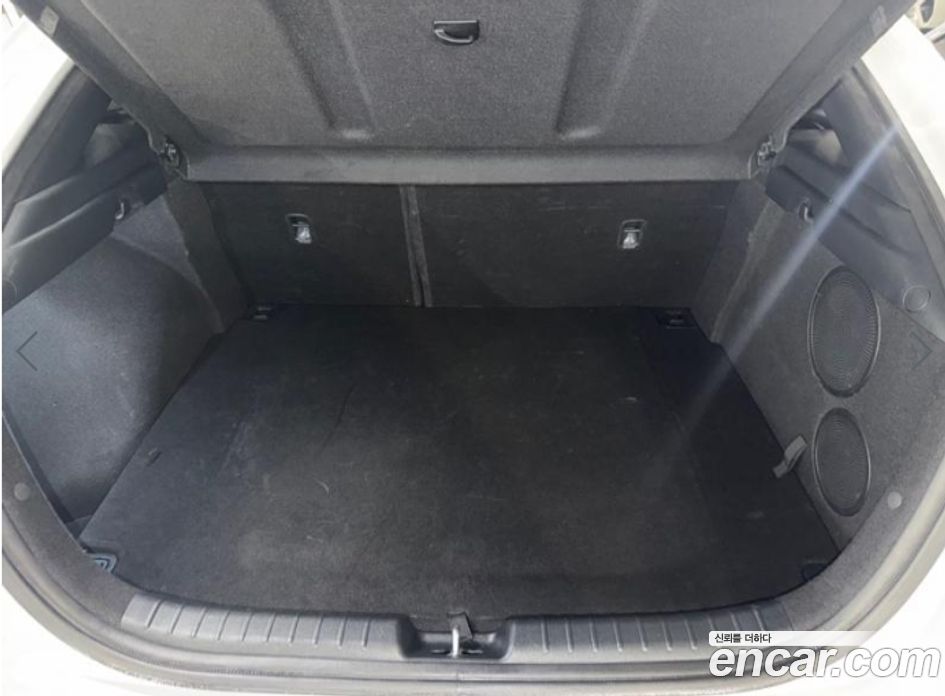 Kia K3 2nd Gen фото 13