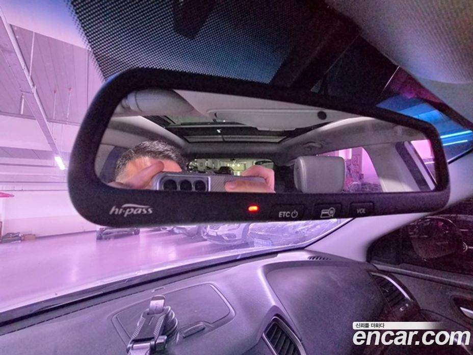 Hyundai Santa Fe The Premium фото 9
