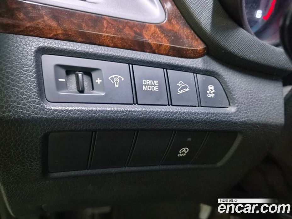 Hyundai Santa Fe The Premium фото 14
