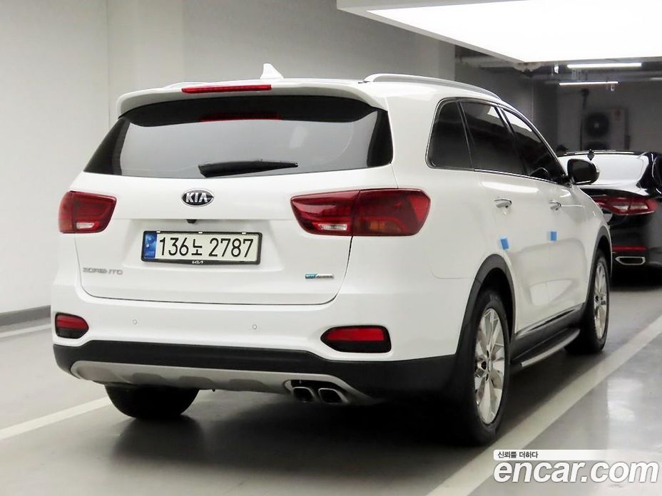 Kia Sorento 3rd Gen Restyling фото 4