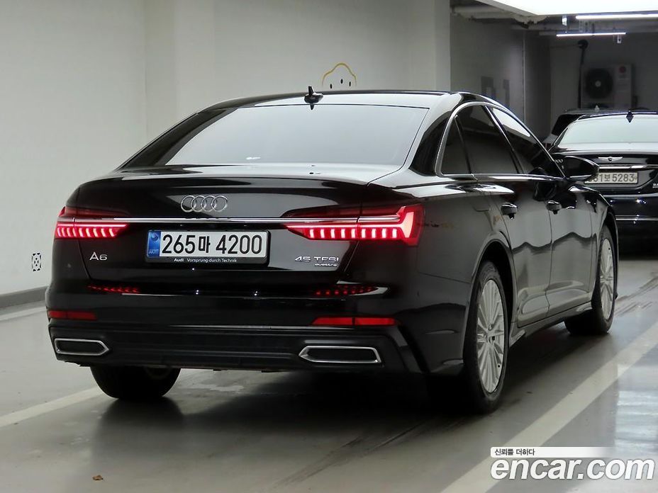 Audi A6 (C8) фото 4