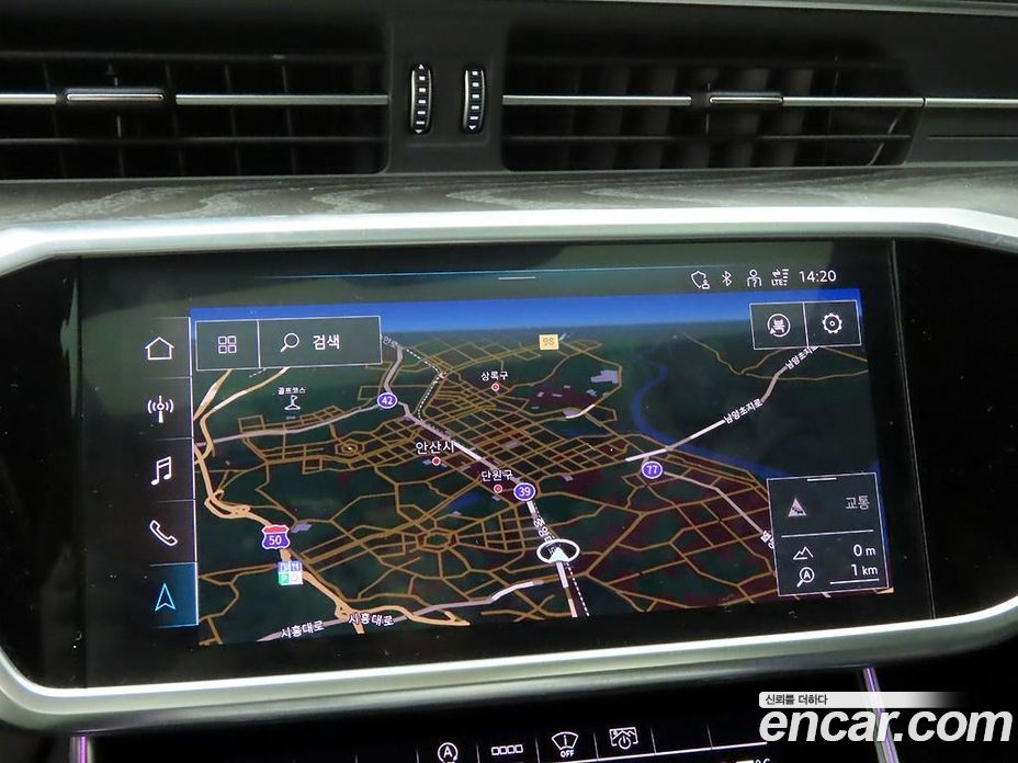 Audi A6 (C8) фото 8