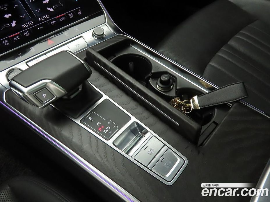 Audi A6 (C8) фото 10