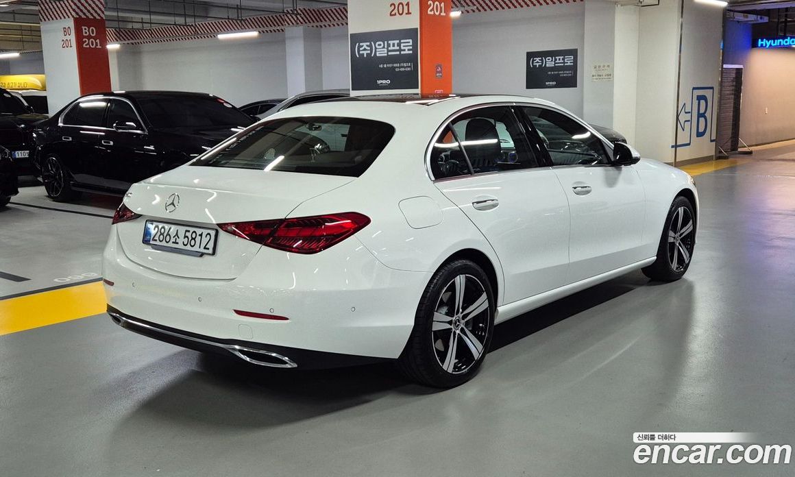 Mercedes-Benz C-Class W206 фото 2