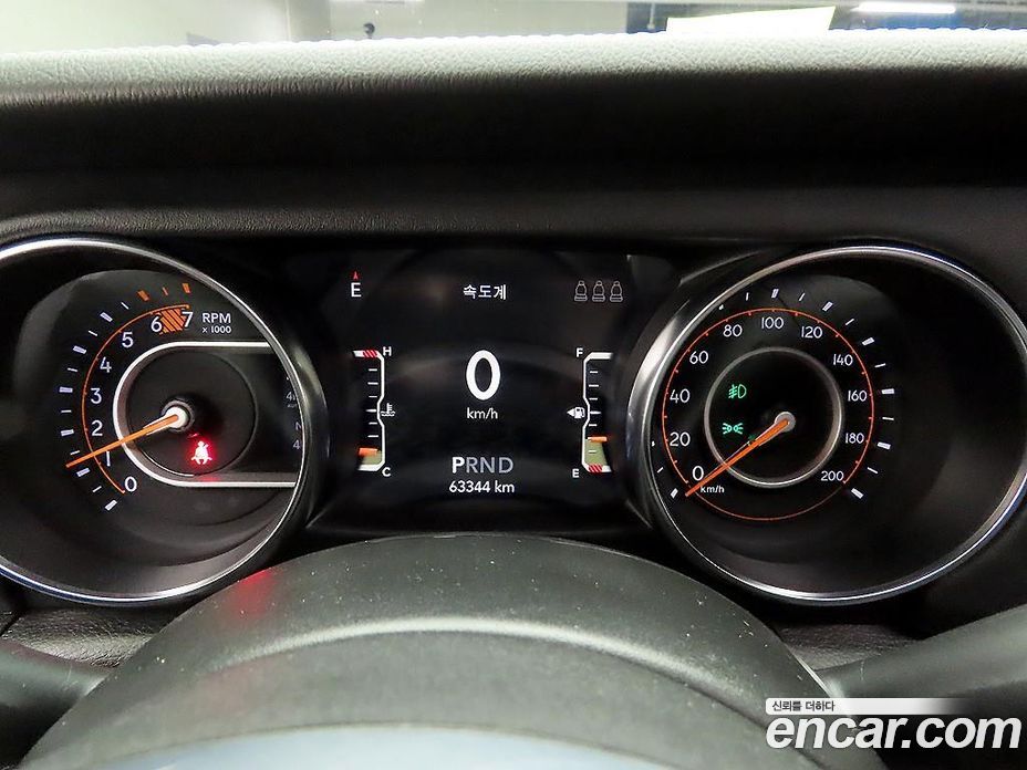 Jeep Wrangler (JL) фото 6