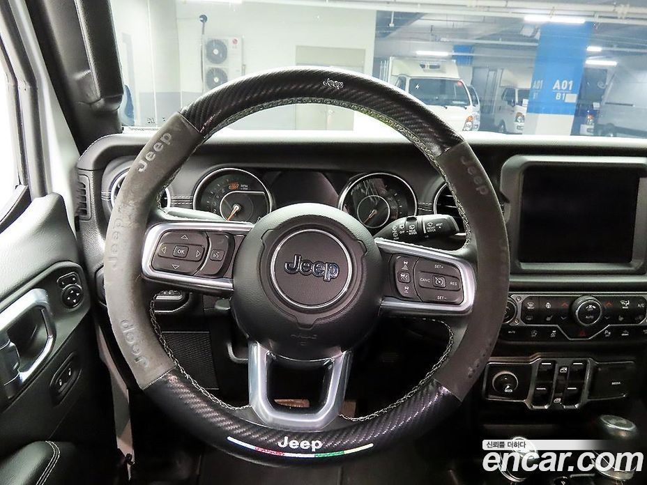 Jeep Wrangler (JL) фото 7