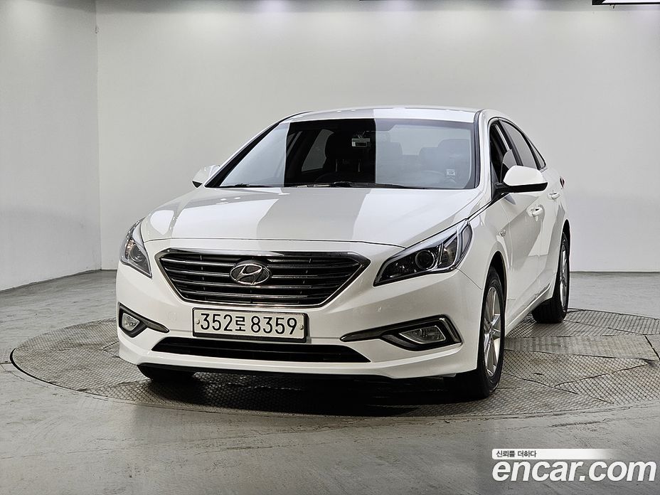 Hyundai Sonata (LF) фото 2