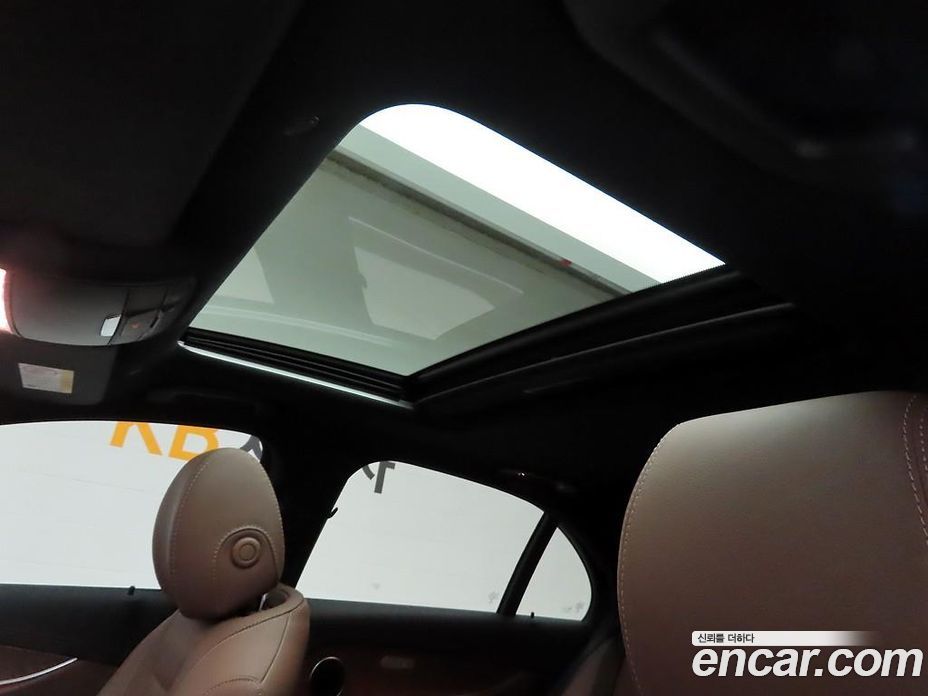 Mercedes-Benz E-Class W213 фото 16