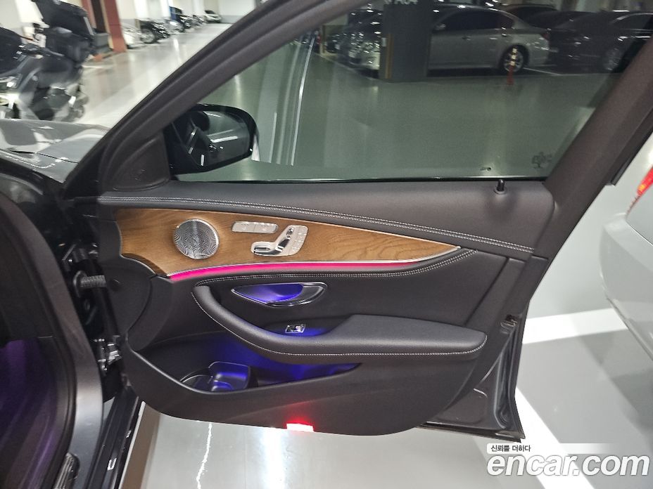 Mercedes-Benz E-Class W213 фото 9