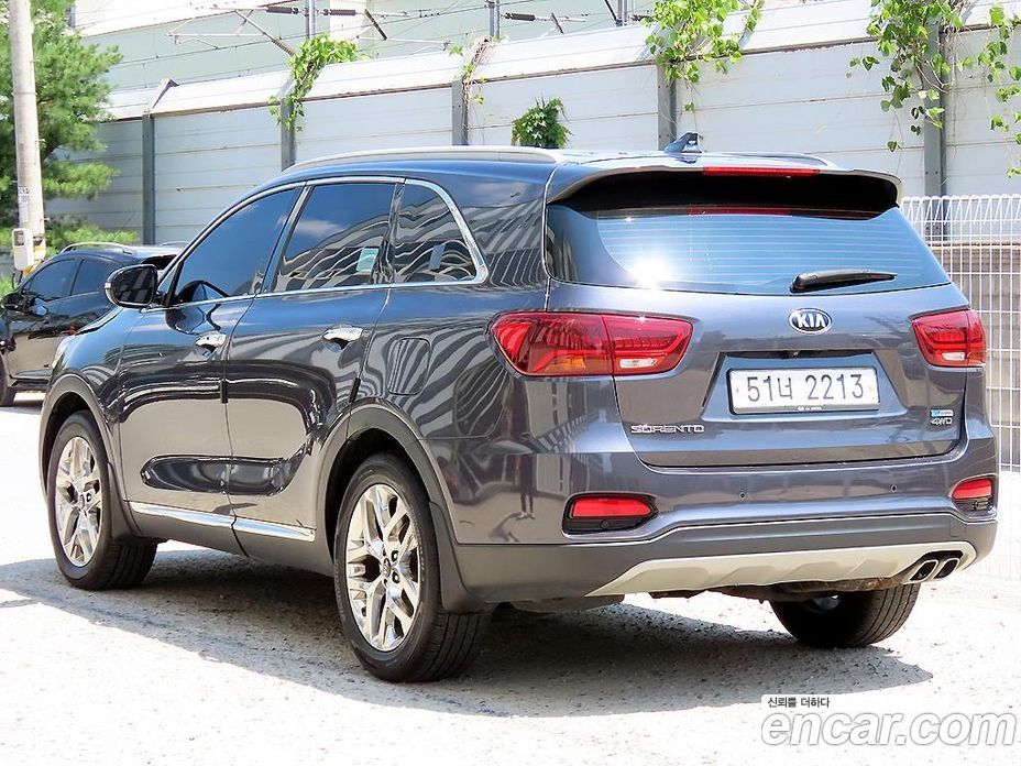 Kia Sorento 3rd Gen Restyling фото 3