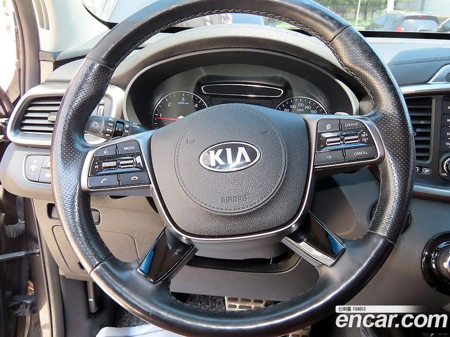 Kia Sorento 3rd Gen Restyling фото 8