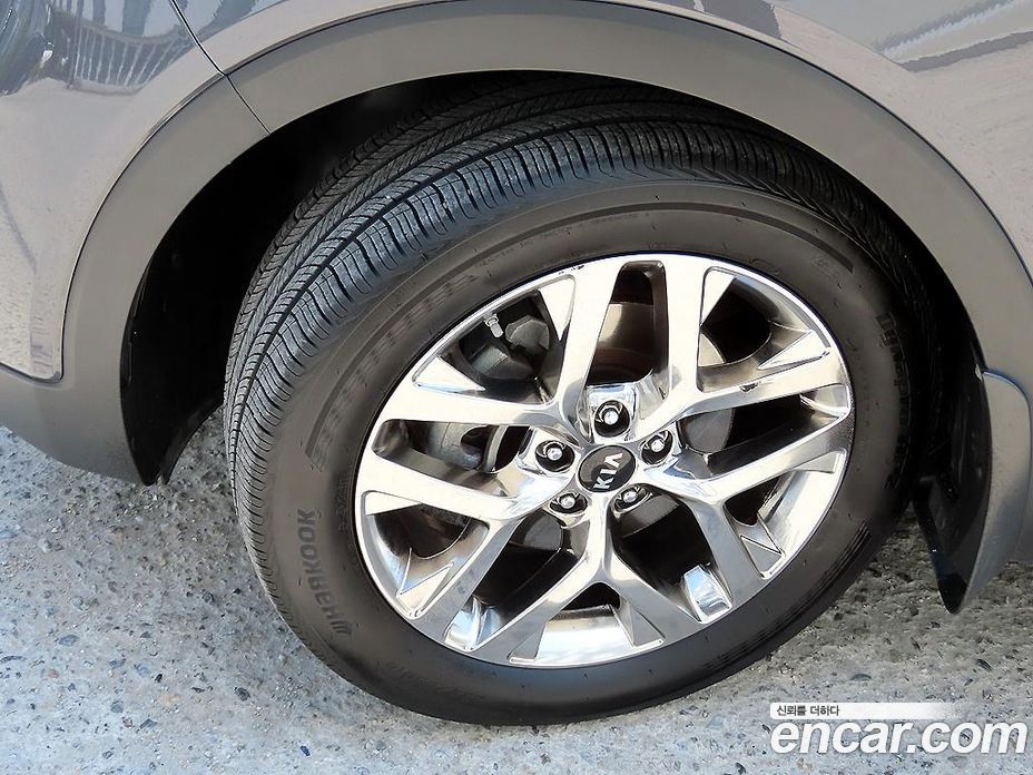 Kia Sorento 3rd Gen Restyling фото 20