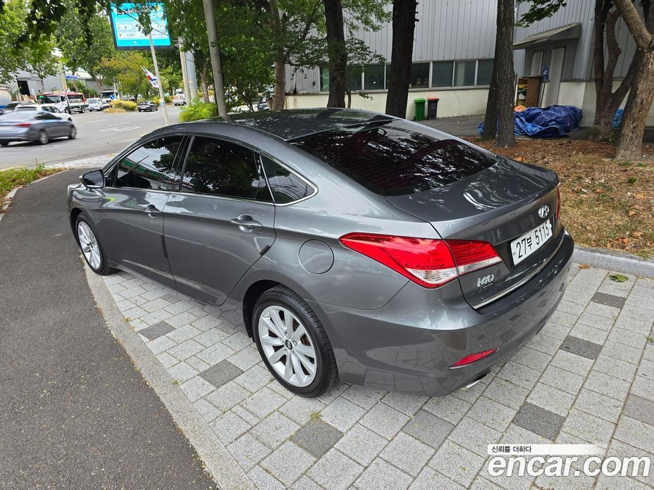 Hyundai i40 Saloon фото 2