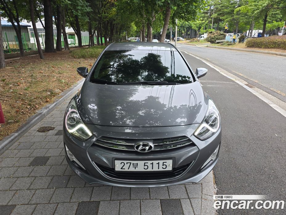 Hyundai i40 Saloon фото 5