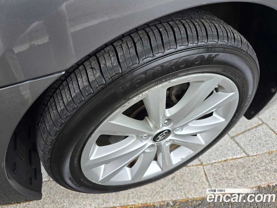 Hyundai i40 Saloon фото 8