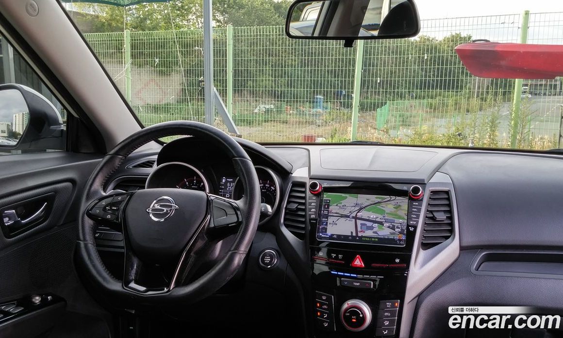 SsangYong (KG Mobility) Tivoli фото 14