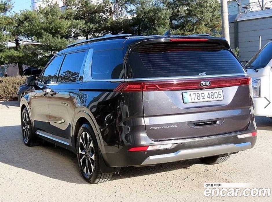 Kia Carnival 4th Gen фото 3