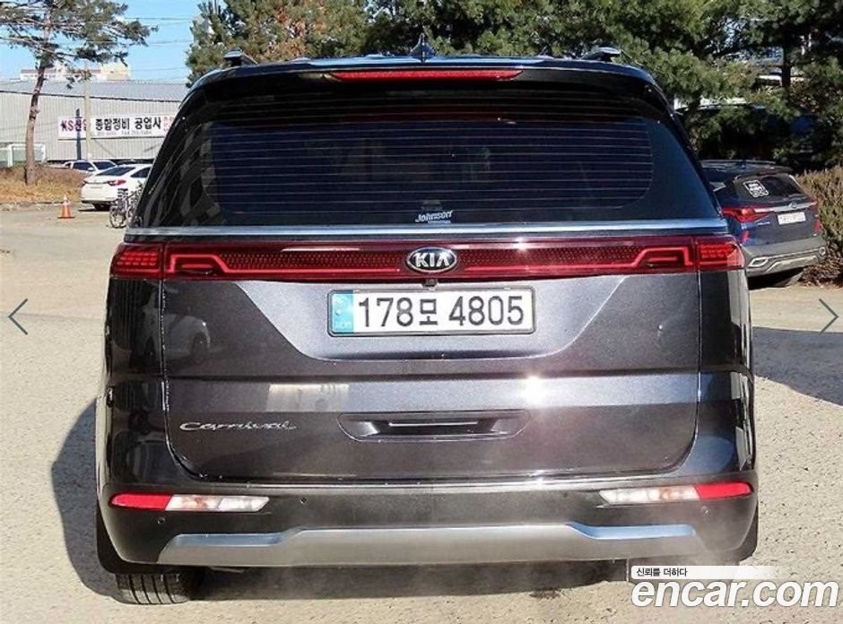 Kia Carnival 4th Gen фото 4