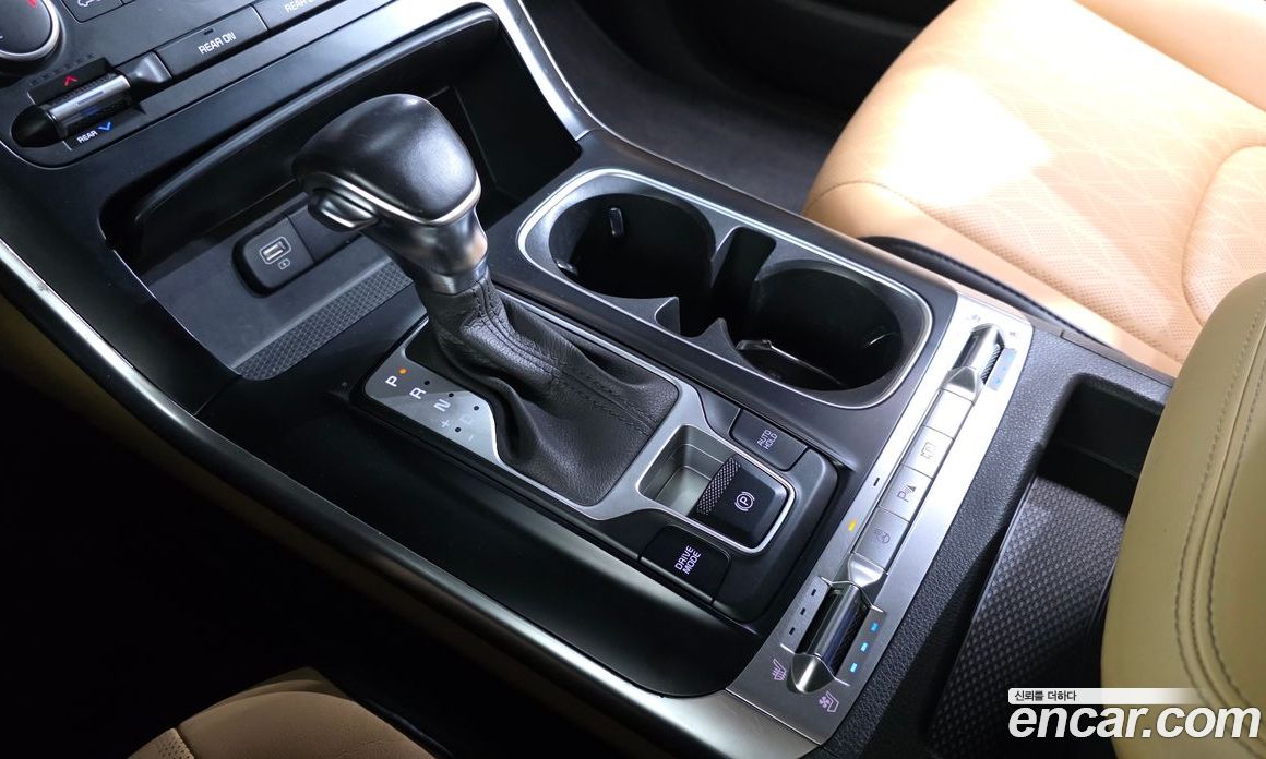 Kia Carnival 4th Gen фото 9