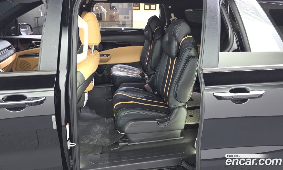 Kia Carnival 4th Gen фото 12