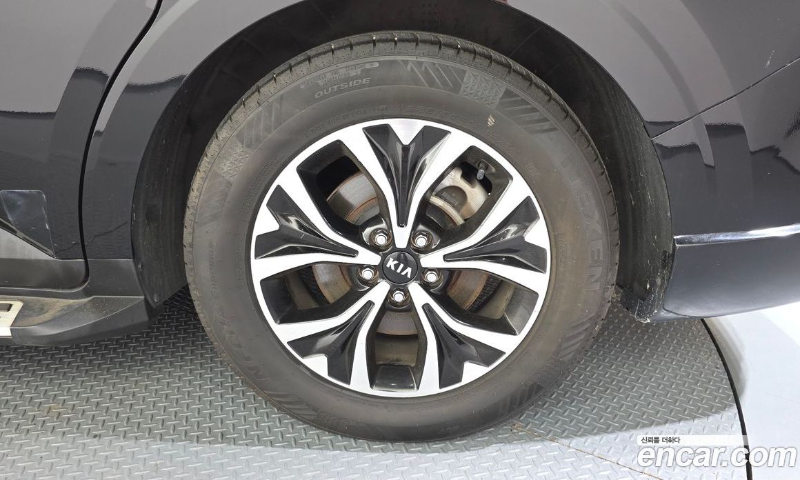 Kia Carnival 4th Gen фото 21