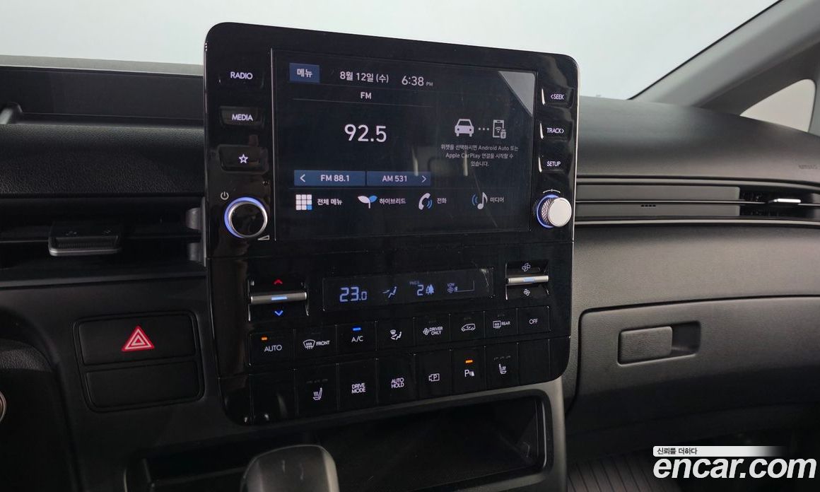 Hyundai Staria фото 14