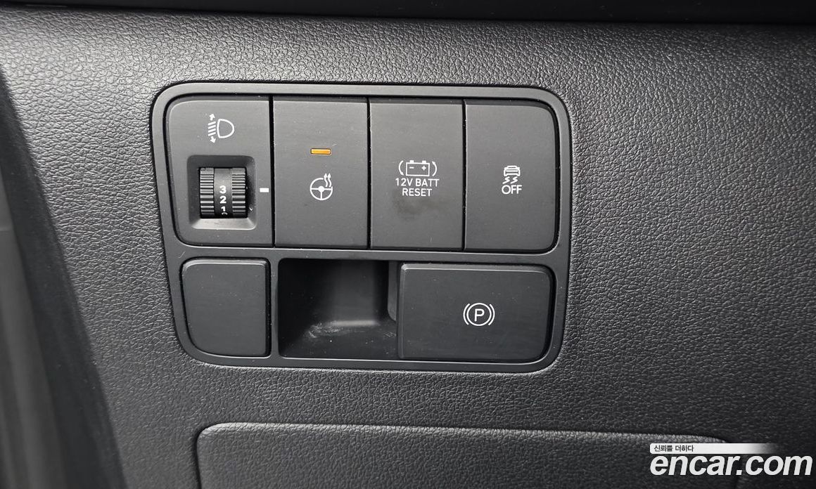 Hyundai Staria фото 27