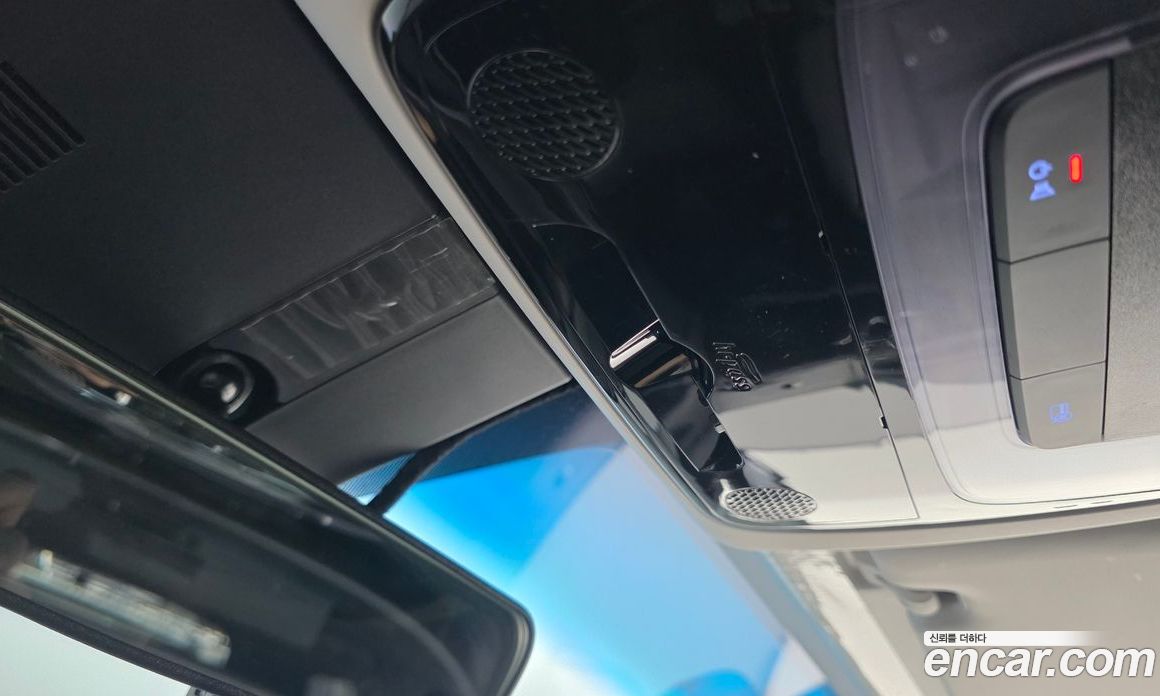 Hyundai Staria фото 28