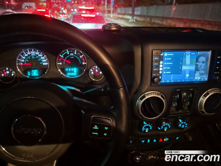 Jeep Wrangler (JK) фото 13