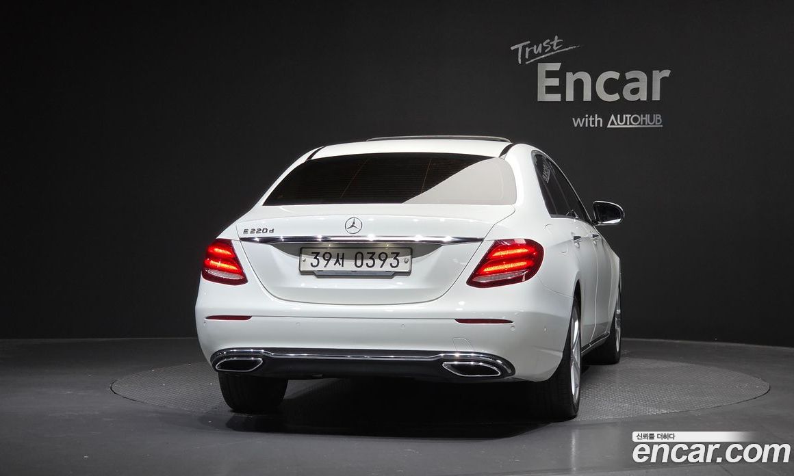 Mercedes-Benz E-Class W213 фото 4