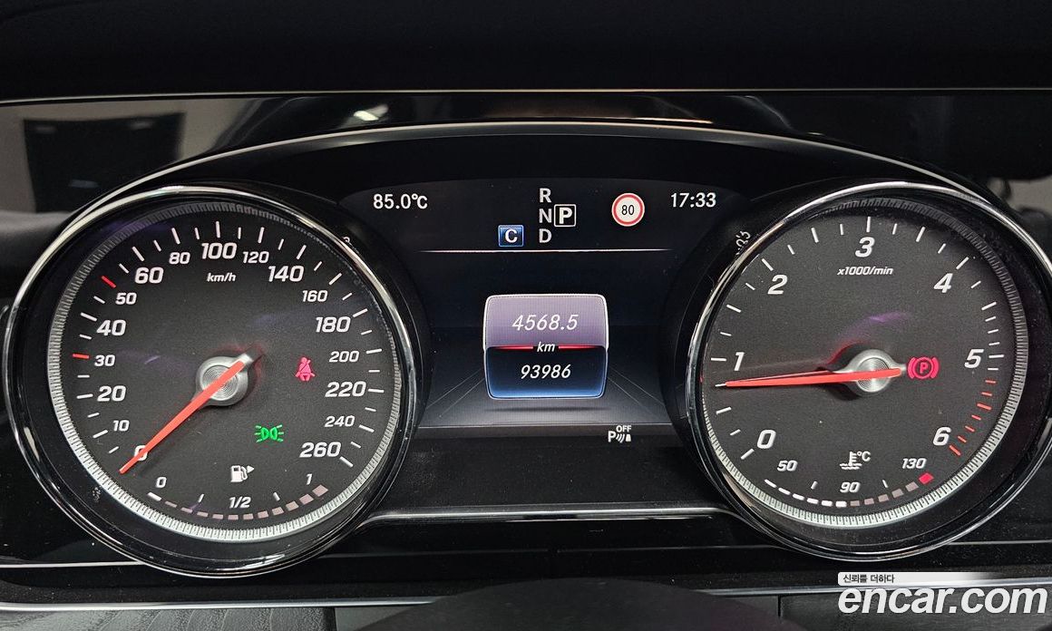 Mercedes-Benz E-Class W213 фото 8