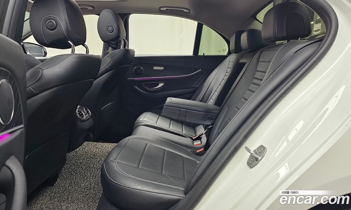 Mercedes-Benz E-Class W213 фото 12