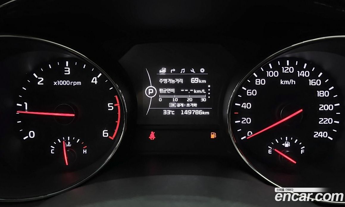 Kia Carnival 3rd Gen фото 8