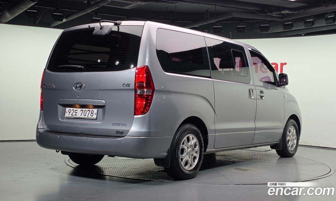 Hyundai Grand Starex фото 2