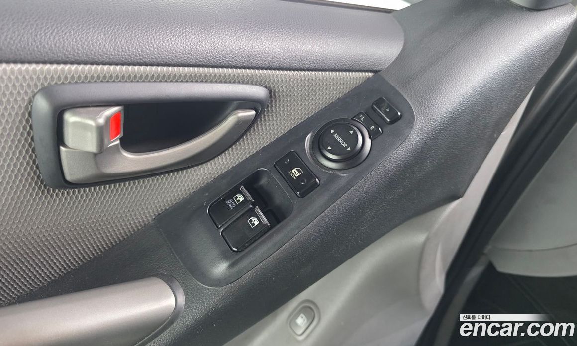 Hyundai Grand Starex фото 16