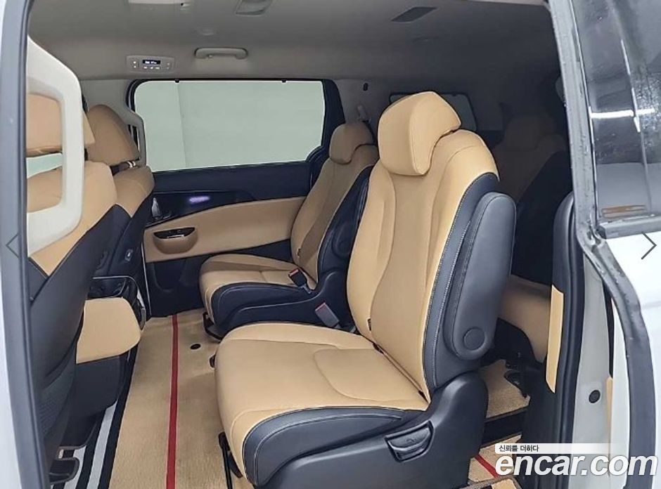 Kia Carnival 4th Gen фото 12
