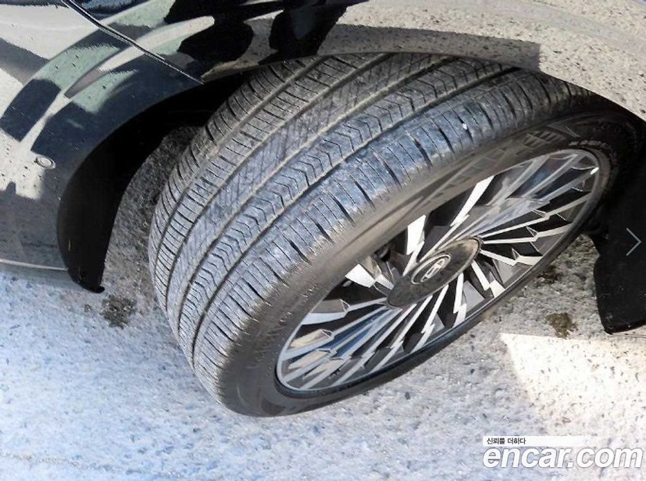 Hyundai Grandeur (GN7) фото 20