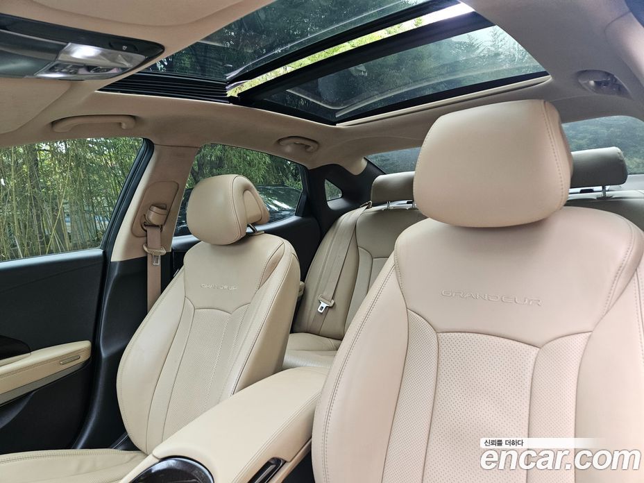 Hyundai Grandeur (HG) фото 16