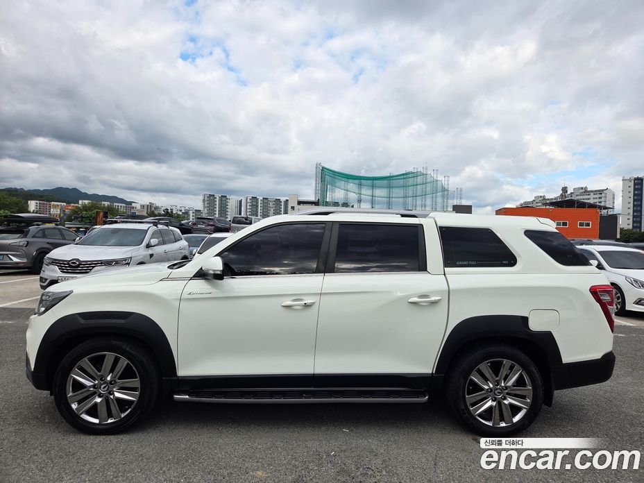 SsangYong (KG Mobility) Rexton Sports фото 4