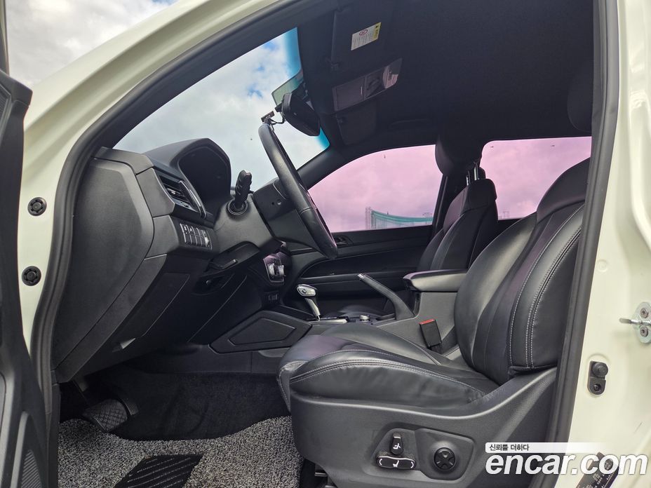 SsangYong (KG Mobility) Rexton Sports фото 9