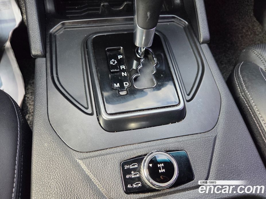 SsangYong (KG Mobility) Rexton Sports фото 18