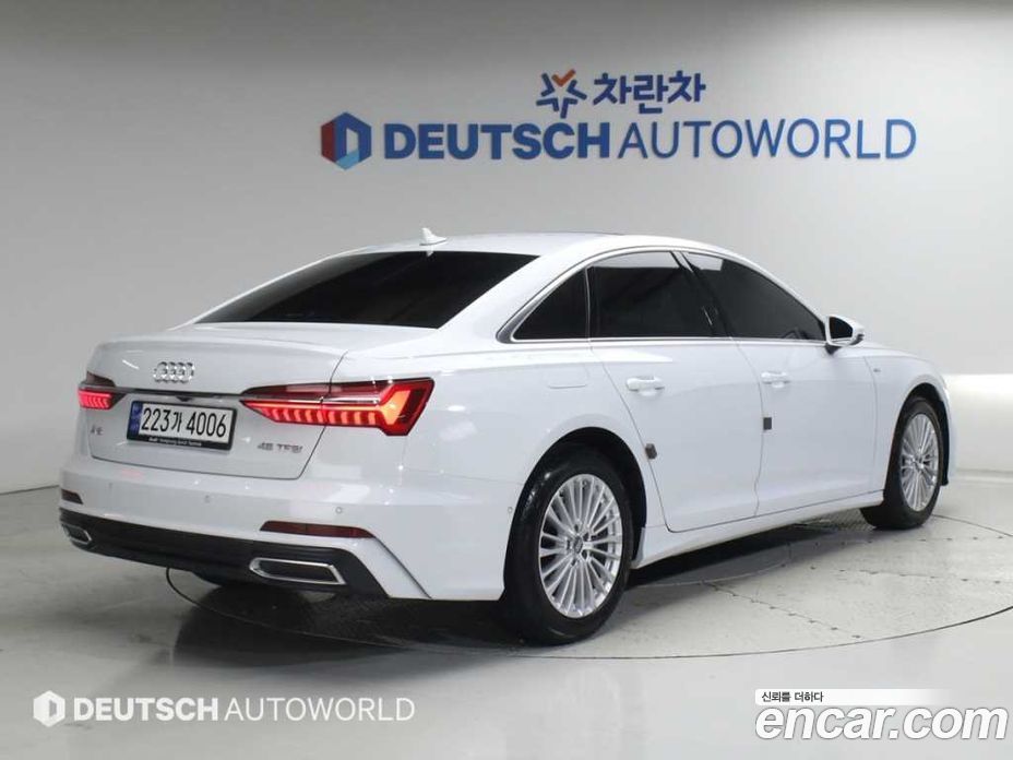 Audi A6 (C8) фото 4